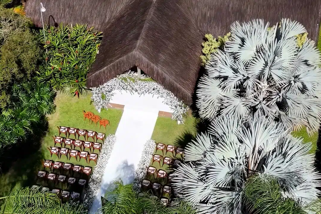Espaço para eventos no RJ com área verde e cerimônia ao ar livre